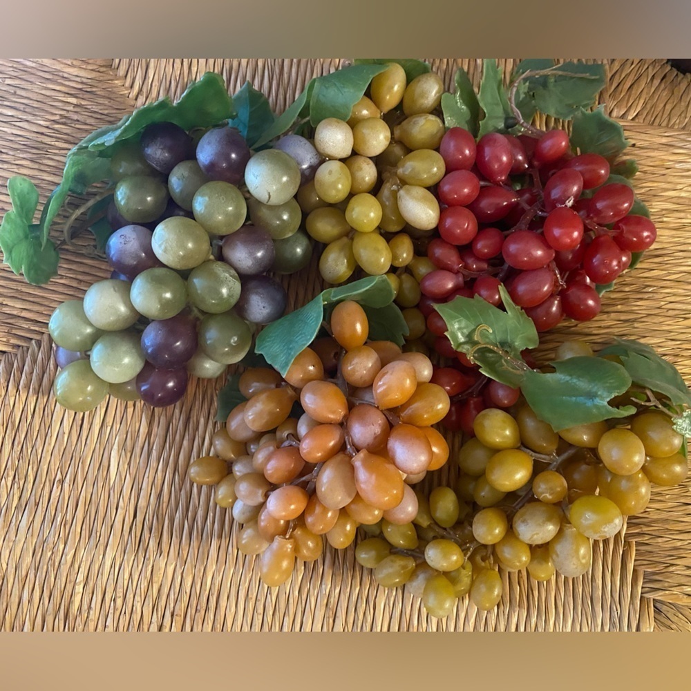 Vintage MCM Plastic Grape Clusters set of 5